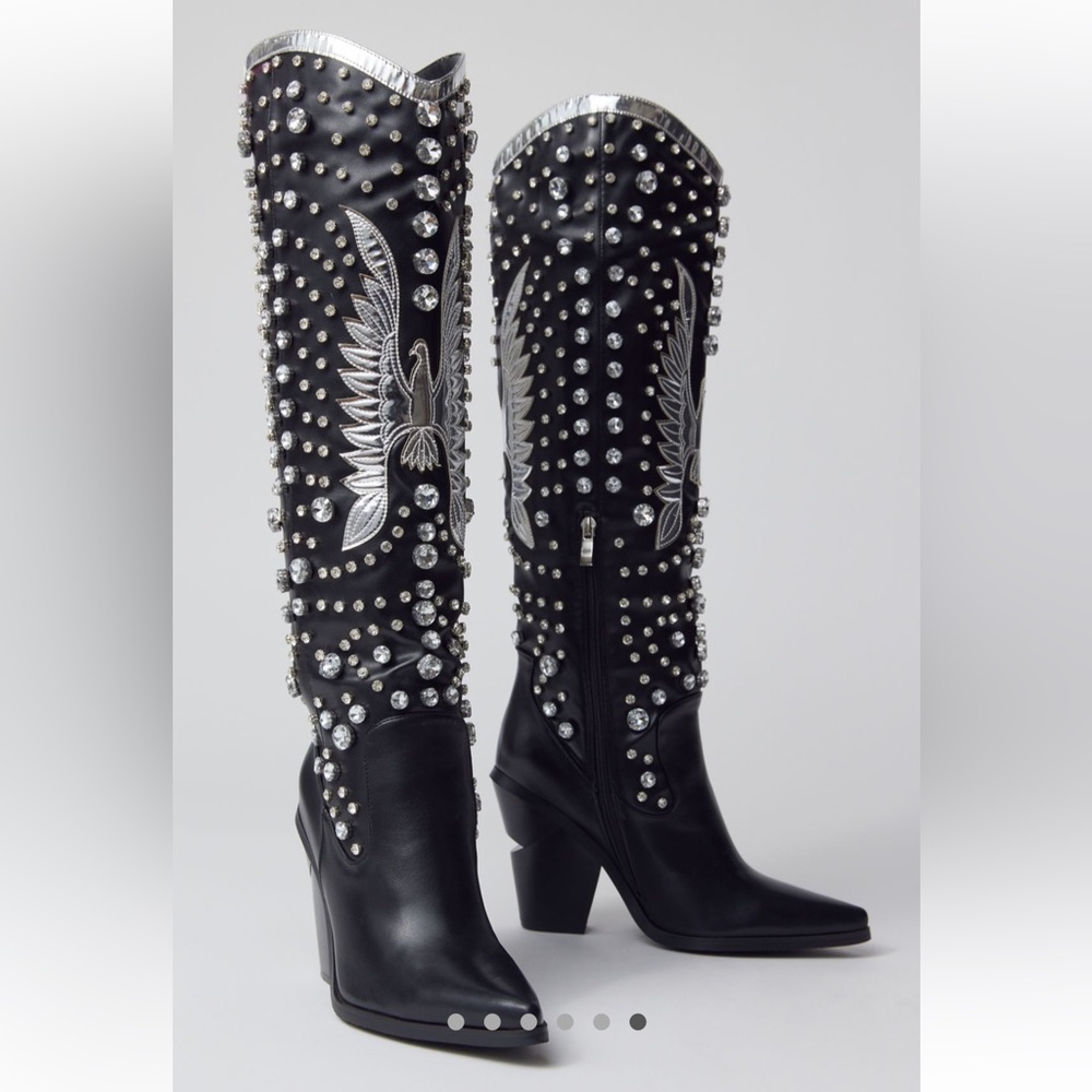 NWT Azalea Wang Upbeat Rhinestone Cowboy Boots - Picture 6 of 6